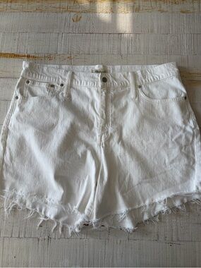 Madewell High Rise Denim Shorts size 35 White Raw Hem‎ Cut Off Jean Shorts